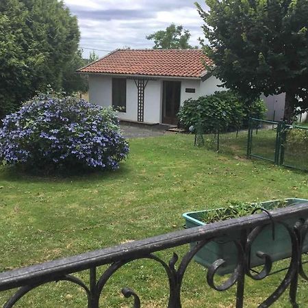Breesfalt Gite Accomodation Villa Maisonnais-Sur-Tardoire Exteriör bild