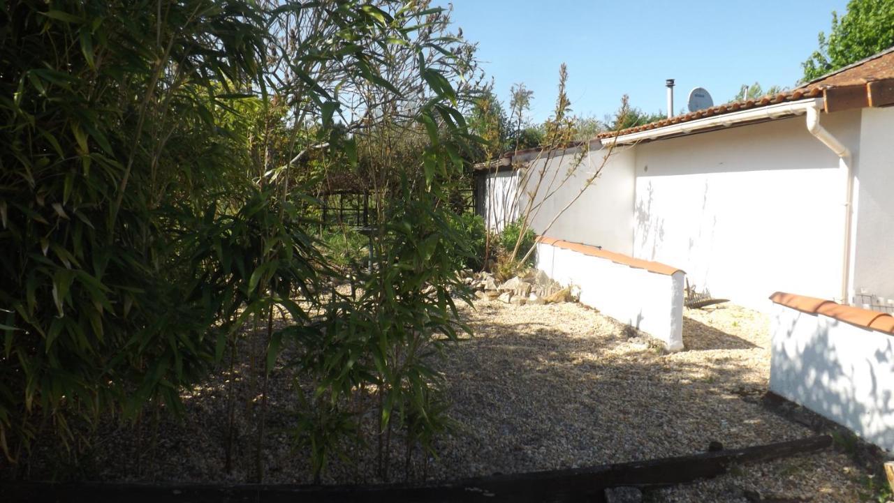 Breesfalt Gite Accomodation Villa Maisonnais-Sur-Tardoire Exteriör bild